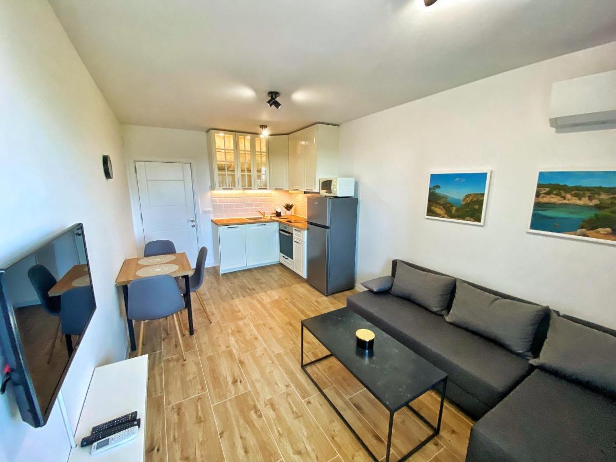 Emma'S Sweet Apartment - Close To Varna Centre ภายนอก รูปภาพ