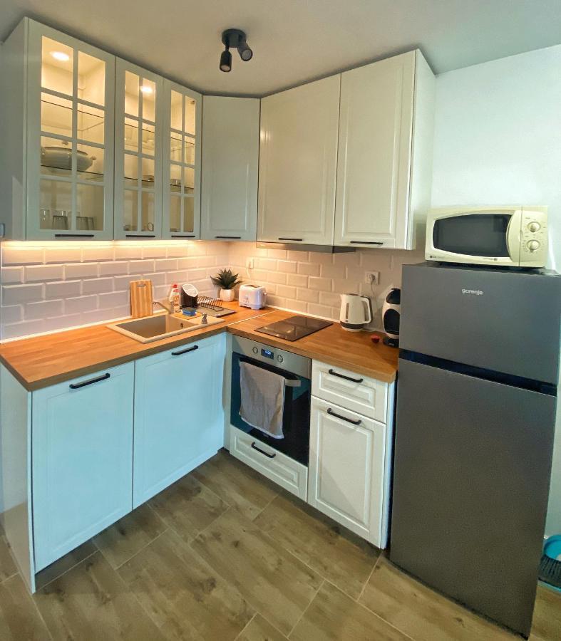 Emma'S Sweet Apartment - Close To Varna Centre ภายนอก รูปภาพ